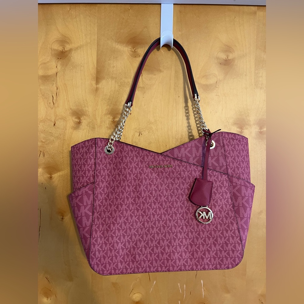 Michael Kors Jet Set Large Saffiano Leather Shoulder Bag
